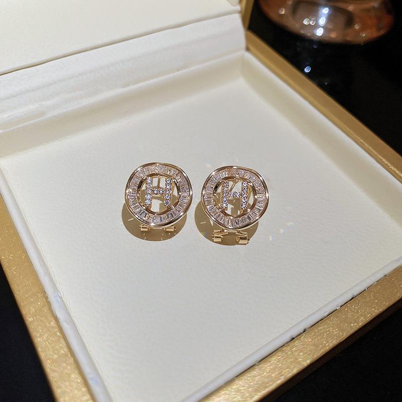 Real gold electroplated silver needle pearl zircon letter earrings Korean ins light luxury stud earrings fashion OL earrings women