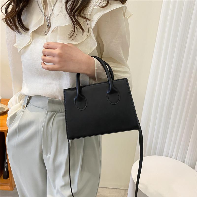 Versatile Black Small Square Bag Fashi Versi Simple Tote Bag Women's Daily Single Mobile Phe Handbags Shoulder Cross Bags