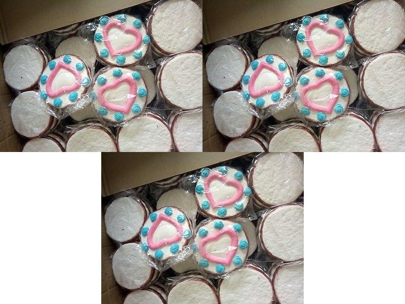 Pu Material Soft Silicone Fake Fruit Bread Cake Decorative Sculpture For Office