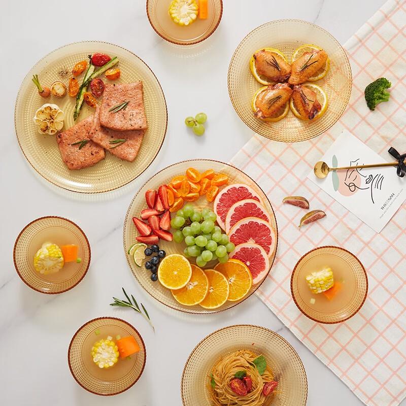 VISIONS Crystal Series Polka Dot Glass Dinnerware Set