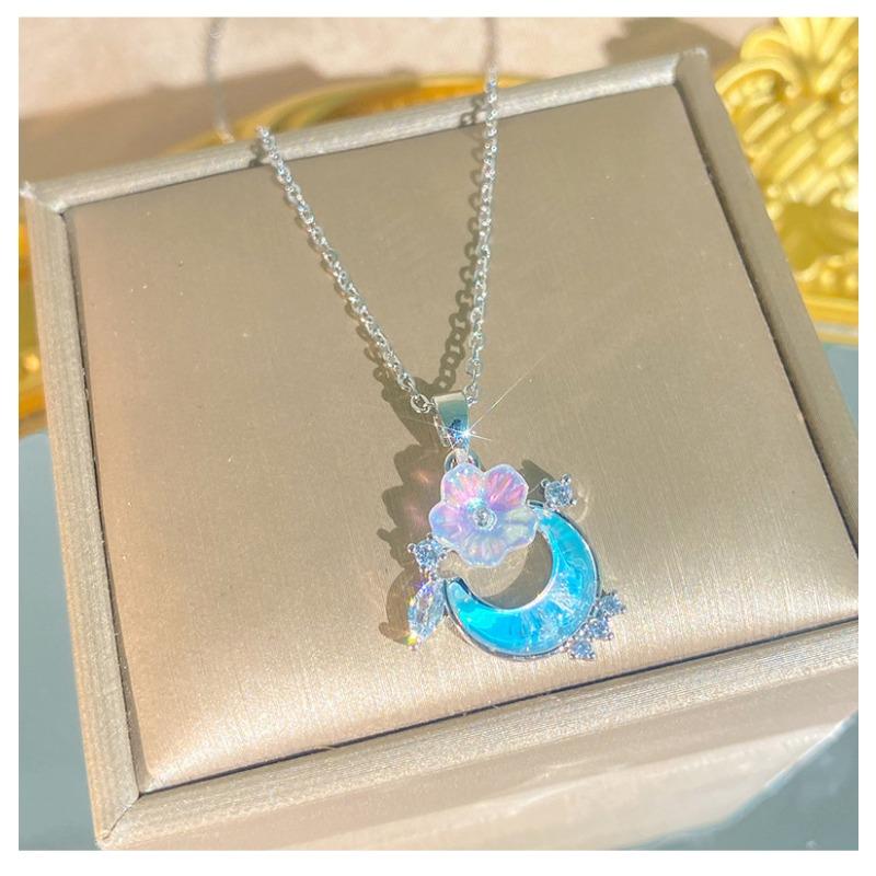 Blue Ocean Moonstone Moon Flower Titanium Steel Zircon Clavicle Necklace For Women
