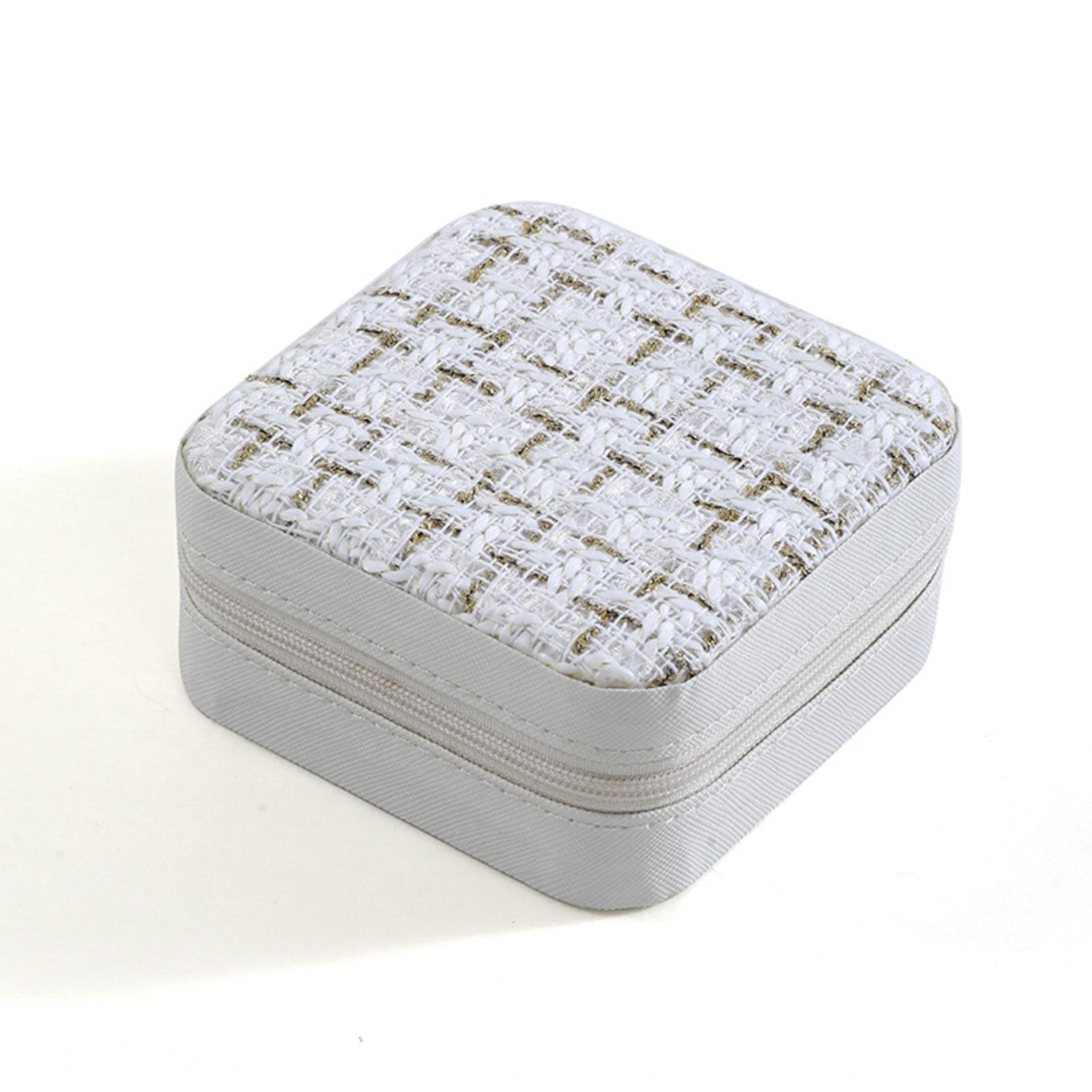 

Portable Travel Jewelry Storage Box For Earrings, Rings, And Small Ornaments. One Size
