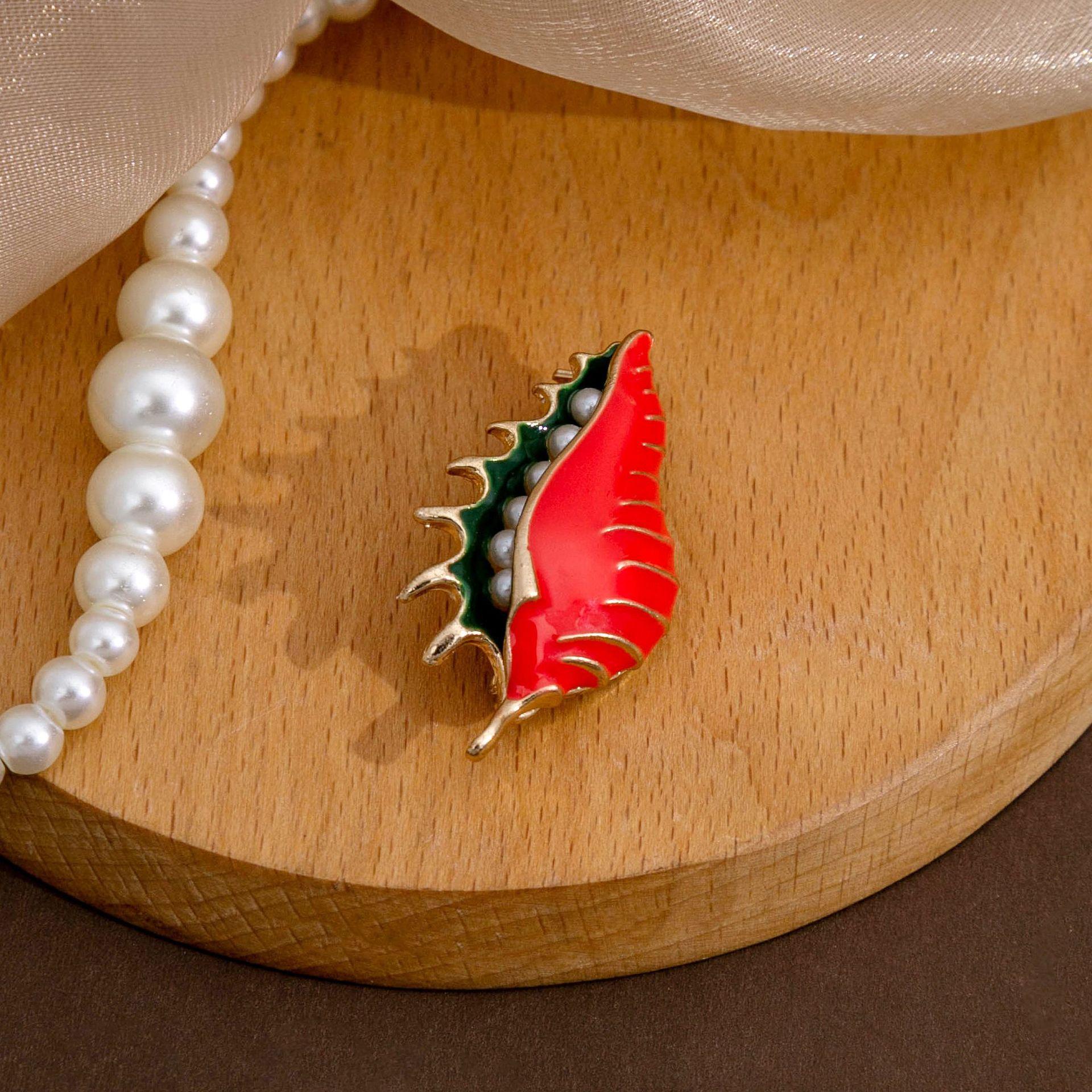Z61 Christmas Tree Brooch, Cute Penguin Brooch Santa Brooch Brooch