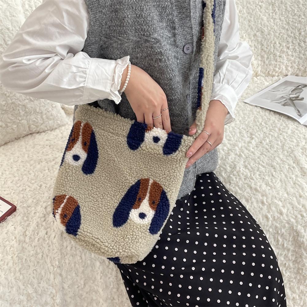 Stylish White Base Polka Dot Plush Bucket Bag Versatile Shoulder And Crossbody Bag