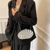 Exquisite acrylic leaf corrugated women's dinner bag 25 new niche versatile women's shoulder messenger bag