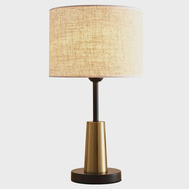 Nordic Wedding Home Bedside Lamp: Simple, Modern, Romantic Luxury Table Lamp