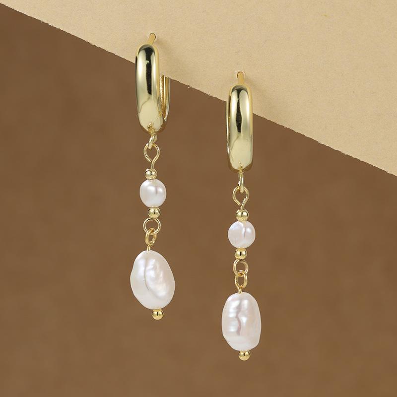 European & American Chic Irregular Heart Earrings: Sweet, Cool, High-End Style for Women золотой