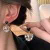 Silver Needle Black Love Earrings Women's Light Luxury Niche Design Temperament Earrings Korean Versatile Internet Celebrity Earrings