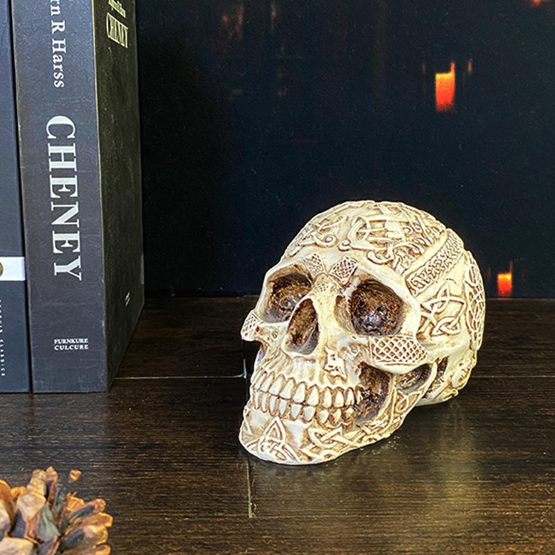 Cadılar Bayramı Dekorasyonu Kurukafa Başları Figür Retro Gotik Korku Kurukafa Heykelleri Reçine El Sanatları Bahçe Heykelleri Ev Masaüstü Süsü