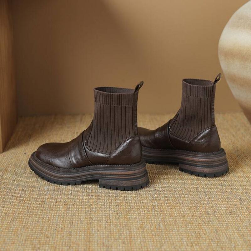 Autumn and winter medium heel large size knight boots women's comfortable thick-soled non-slip leather boots Korean version round head new solid colo