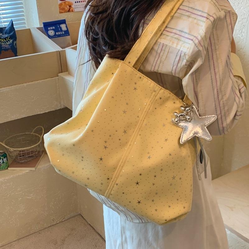Women's Large Capacity Tote Bag 2026 New Trendy Korean Style Fashi Ins Single Shoulder Bucket Bag Minimalist Versatile
