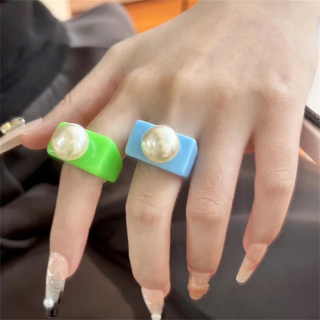 Cool Punk Ring Gold Color Beads Transparent Resin Acrylic Square Rings Women Ins Party Friends Gift Trendy Jewelry Hip Hop Rings