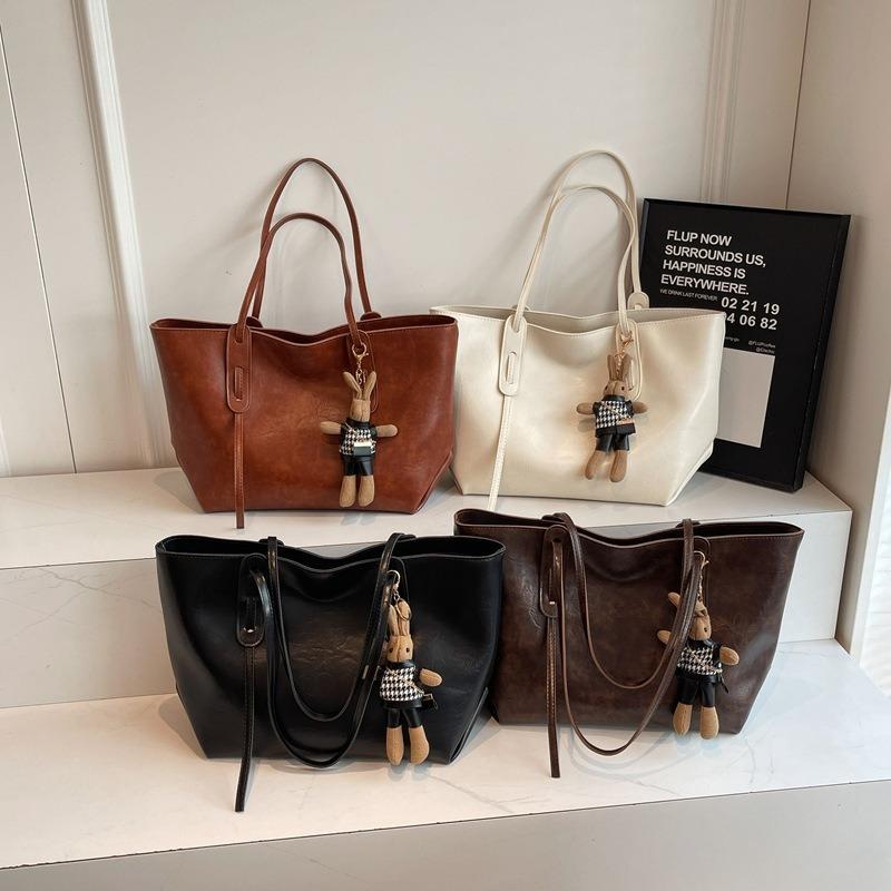 Bag Women's New Retro Tote Bag Large Capacity Versatile Shoulder Bag High Sense Niche Commuter Bag