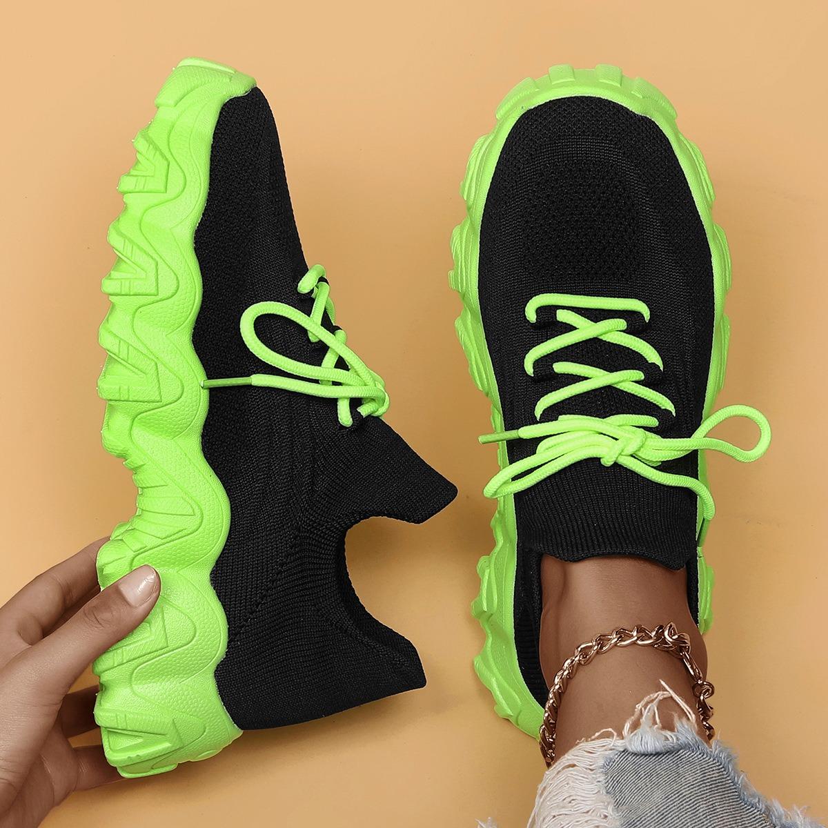 Übergroße Sport-Damenschuhe, Atmungsaktive Flyknit-Socken, Schuhe zum Reinschlüpfen für Faule 36 dunkles pastellgrün