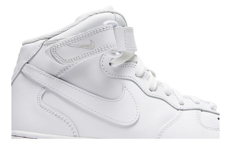 Női Sneakerek Nike Wmns Air Force 1 '07 Mid 'Triple White'