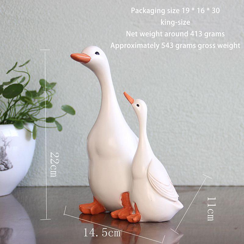 1Pc Large, Medium And Small Landscape Duck Mother And Duckling Decorations Pastoral Simulation Resin Duck Decorative Statues