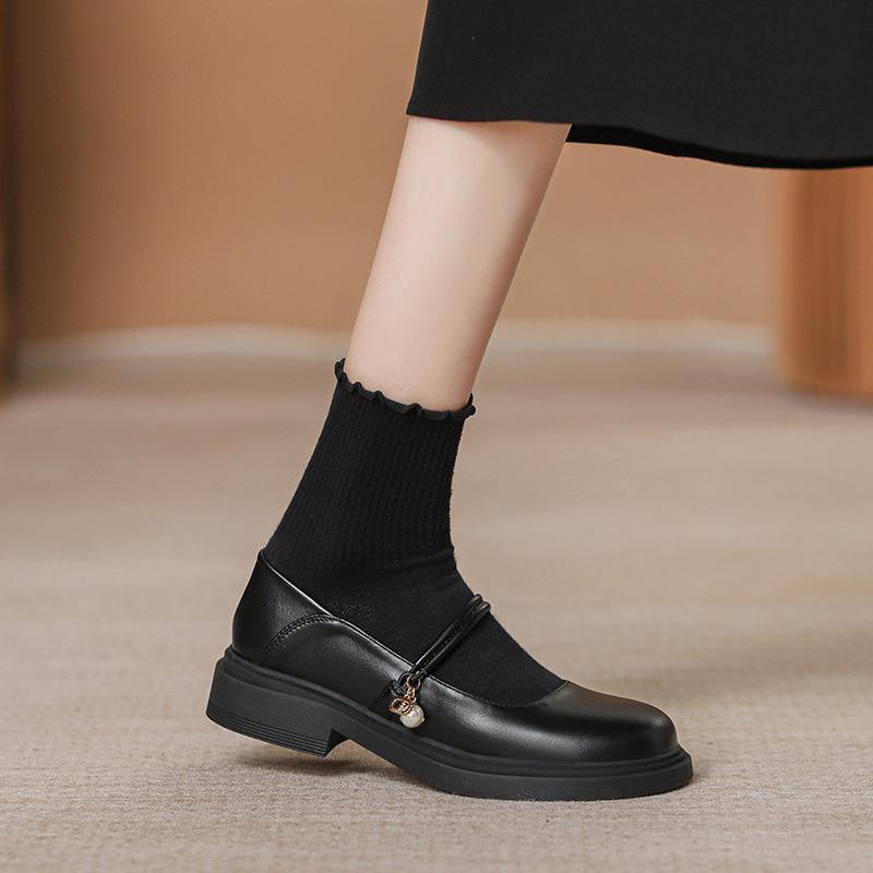 Mary Jane small leather shoes women's skirt spring and autumn new sandals low heel flat bottom word with French bridesmaid list