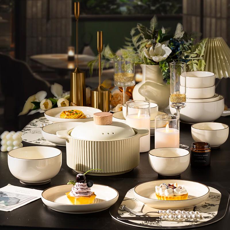 Cream Style High-Footed Ceramic Dinnerware Set