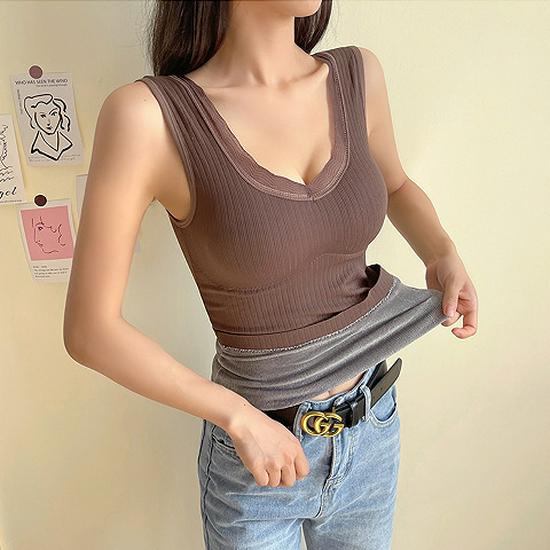 Dámská úzká elastická hřejivá vesta s vycpávkou na hrudi a sametovými ramínky, základní vrstva pro podzim/zimu.