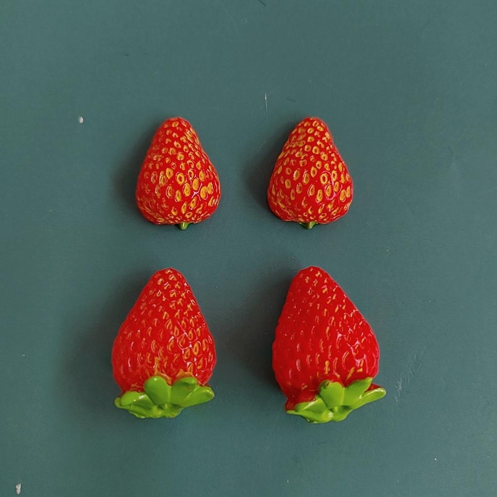 3D Red Strawberry Miniature Resin Fruit Model Strawberry for Doll House Accessories Jewelry Making DIY Slime Charms