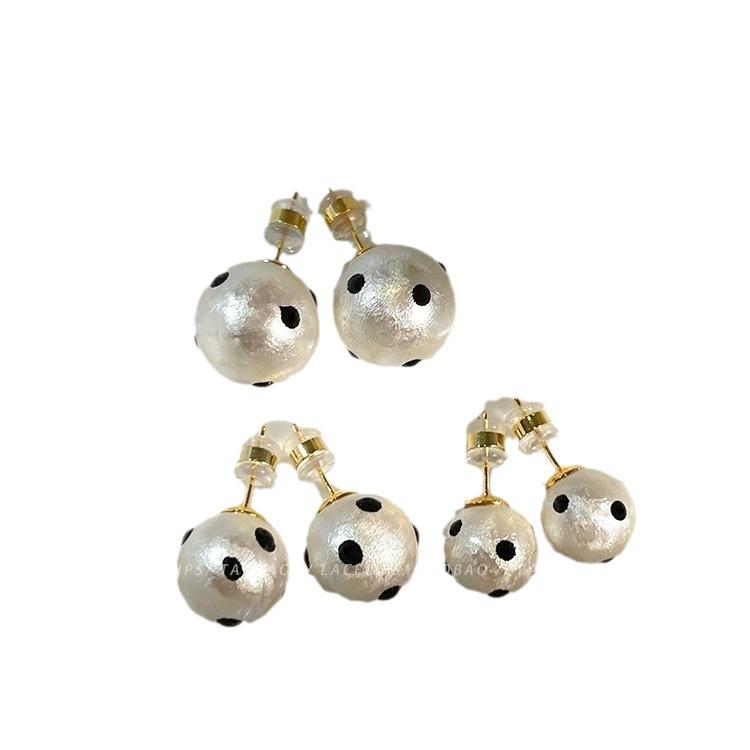 Perłowe Kolczyki Sztyfty z Bawełny w Kropki Polka dla Kobiet - Nowy Francuski Design 2024