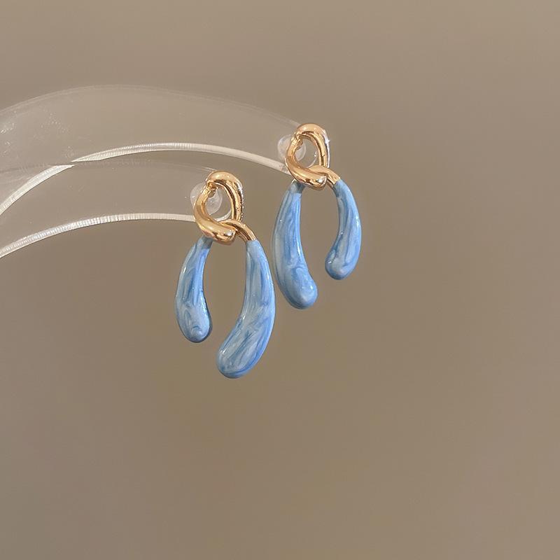 Dripping Oil Irregular U-shaped Stud Earrings Women's Simple Solid Color Temperament Versatile Earrings Light Luxury High-end Earrings Women