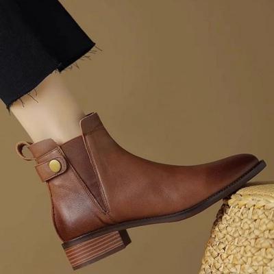 Kurze Stiefel im englischen Stil für Damen, neue Chelsea-Stiefel aus weichem Leder mit dickem Absatz, Frühlings- und Herbststiefelette, französischer Büroschuh
