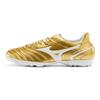 Scarpe speciali per sport – Scarpe da calcio