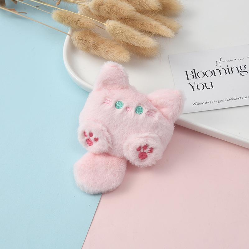 Squeaky Kitten Plush Pendant: Cute Cartoon Kitty Brooch Keychain Accessory