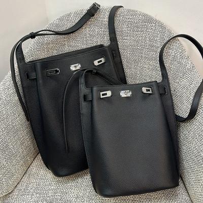 Sac seau en cuir de vachette première couche, nouveau sac bandoulière grande capacité en cuir à motif litchi, sac à épaule pour femme