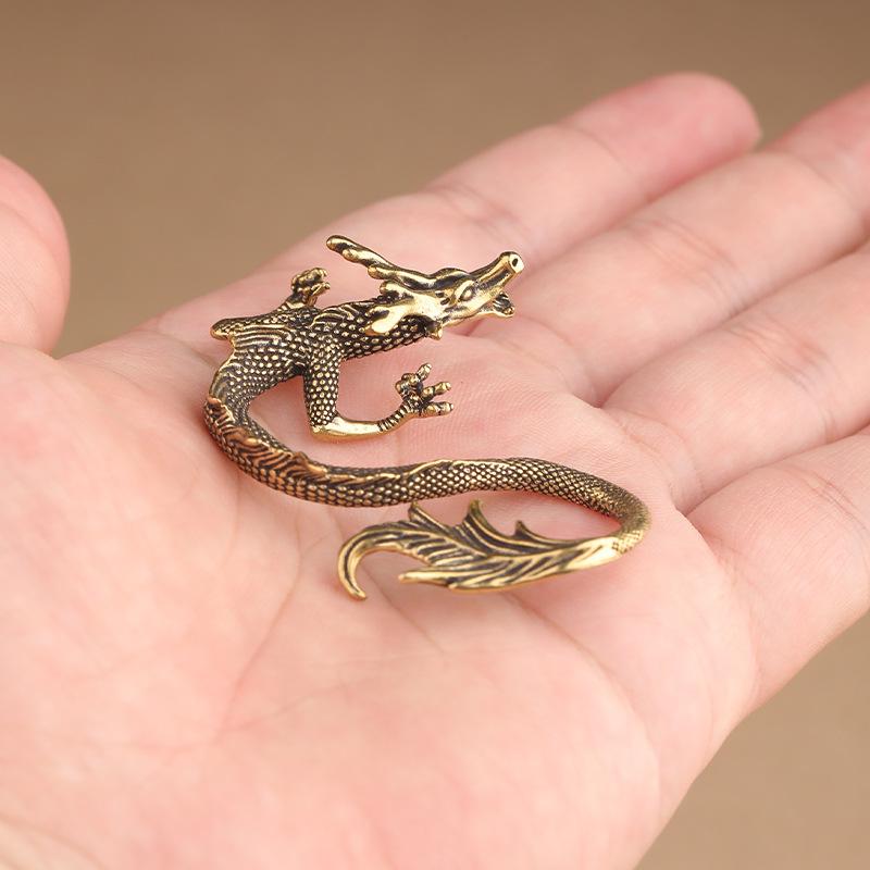 Retro Messing Tierkreiszeichen Drache Kleine Statue Schreibtischornament Chinesische Fabelwesen Figuren Retro Haus Feng Shui Dekorationen Handwerk