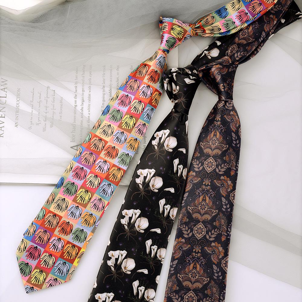 Retro Hong Kong Tie: Literary Casual Style with Animal & Floral Patterns for Men & Women