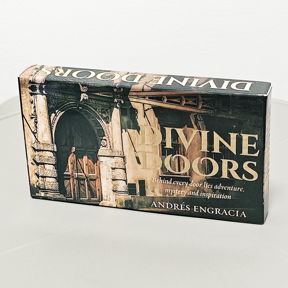 Divine Doors Oracle Deck 10.5*6cm Behind Every Door Lies Adventure, Mystery and Inspiration A 40-card Deck