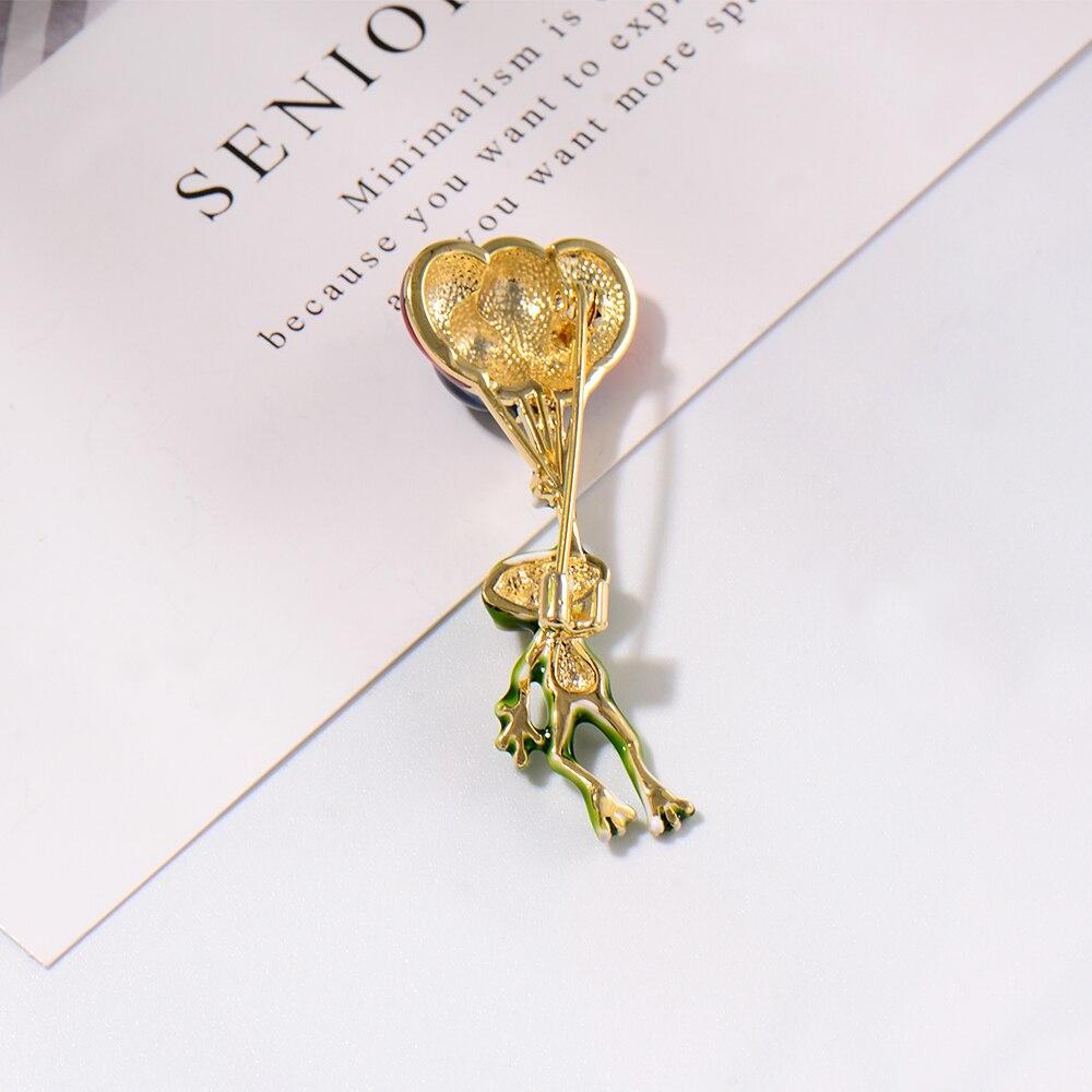 Blucome Green Frog Lifting Hot Air Balloon Shape Brooch Enamel Animal Corsage Jewelry for Women Suit Hijab Pins