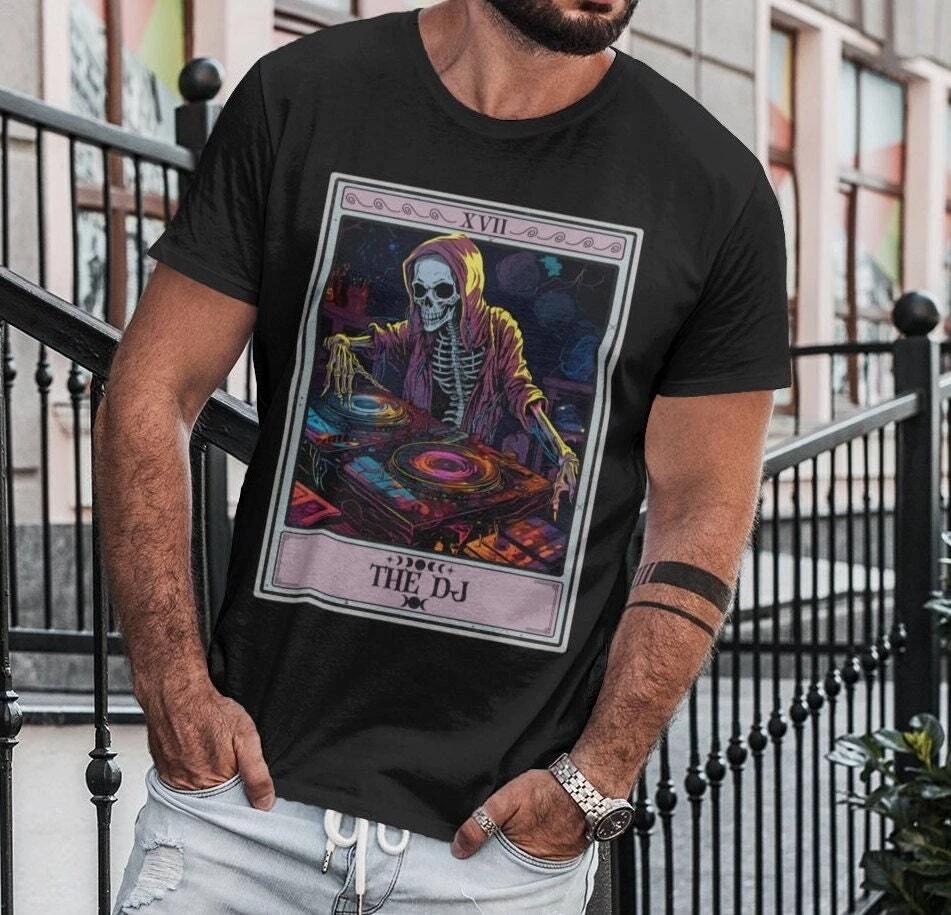 The DJ Tarot Card Shirt L