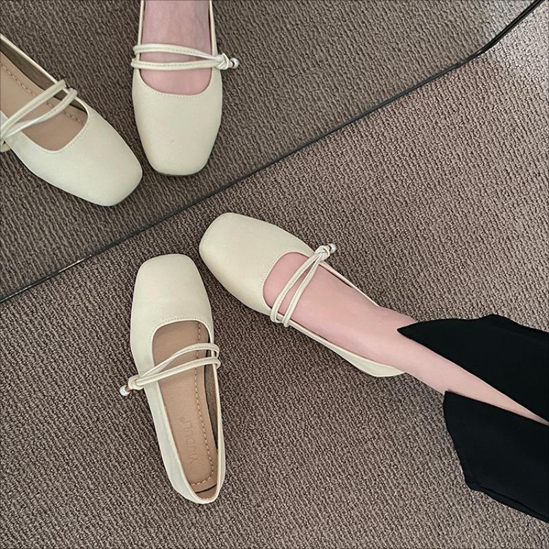 

French Mary Jane small leather shoes 2025 spring new small inner height increase women s shoes gentle evening temperament single shoes women 40