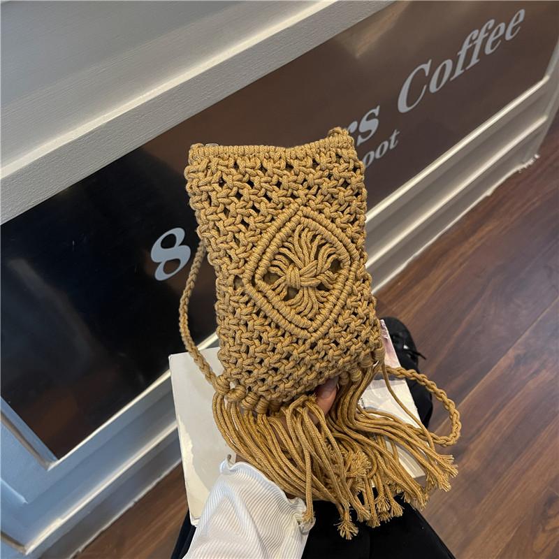 Bohemian fringed woven small bag summer new shoulder messenger bag vacation beach bag