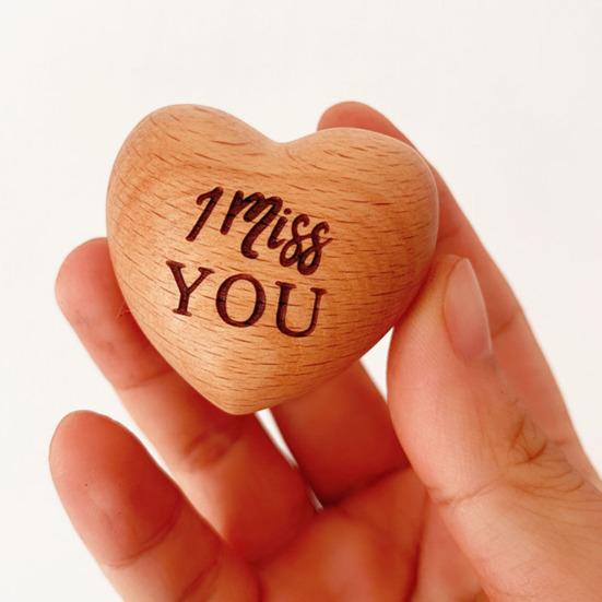 Coração de madeira bolso abraço token amor lembrete portátil lembrança mini coração amor