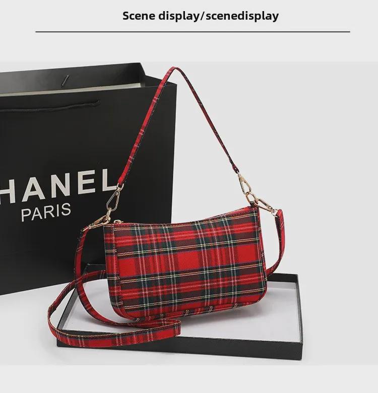 „2025 Damen-Umhängetasche aus kariertem Baguette-Canvas – koreanischer Retro-Literaturstil“