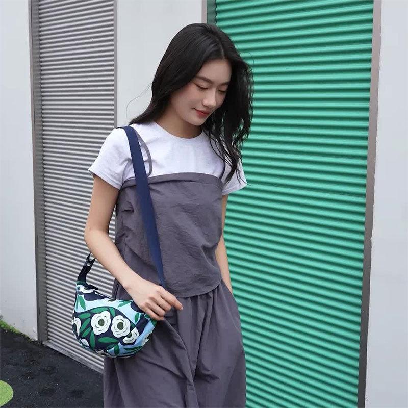 New women's bag versatile fashion design printed dumpling bag shoulder bag ultra-light dumpling bag leisure bag women's satchel