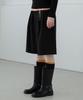 Mosyupamosyu Double-Pleat Bermuda Pants [Black]