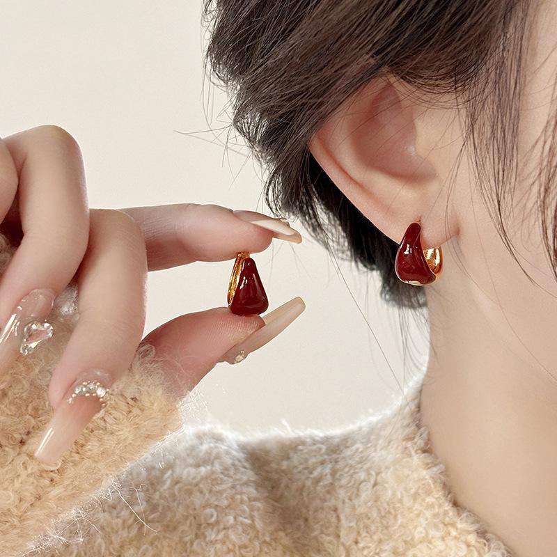 Retro Hong Kong Enamel Red Drip Earrings: Versatile & Trendy Ear Jewelry