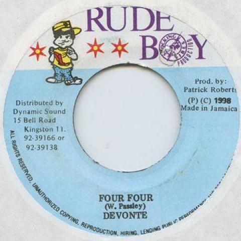 

7-дюймовая пластинка DEVONTE - Four Four Rude Boy 1998 Ямайка Регги, Ска и Даб
