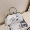 Elegancka torba na ramię z haftem dla kobiet Vintage Kwiatowy Wzór Torebka z Metalowym Paskiem na Łańcuszku Modna Torebka Crossbody Prezent Nowa