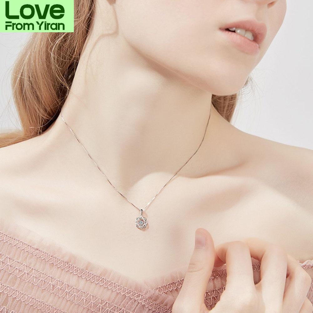 Latest  Sterling Tone Women Pendant Necklace Stylish Fashionable Eight Pointed Star High Quality Zircon Stone Pendant Clavicle Chain Jewelry