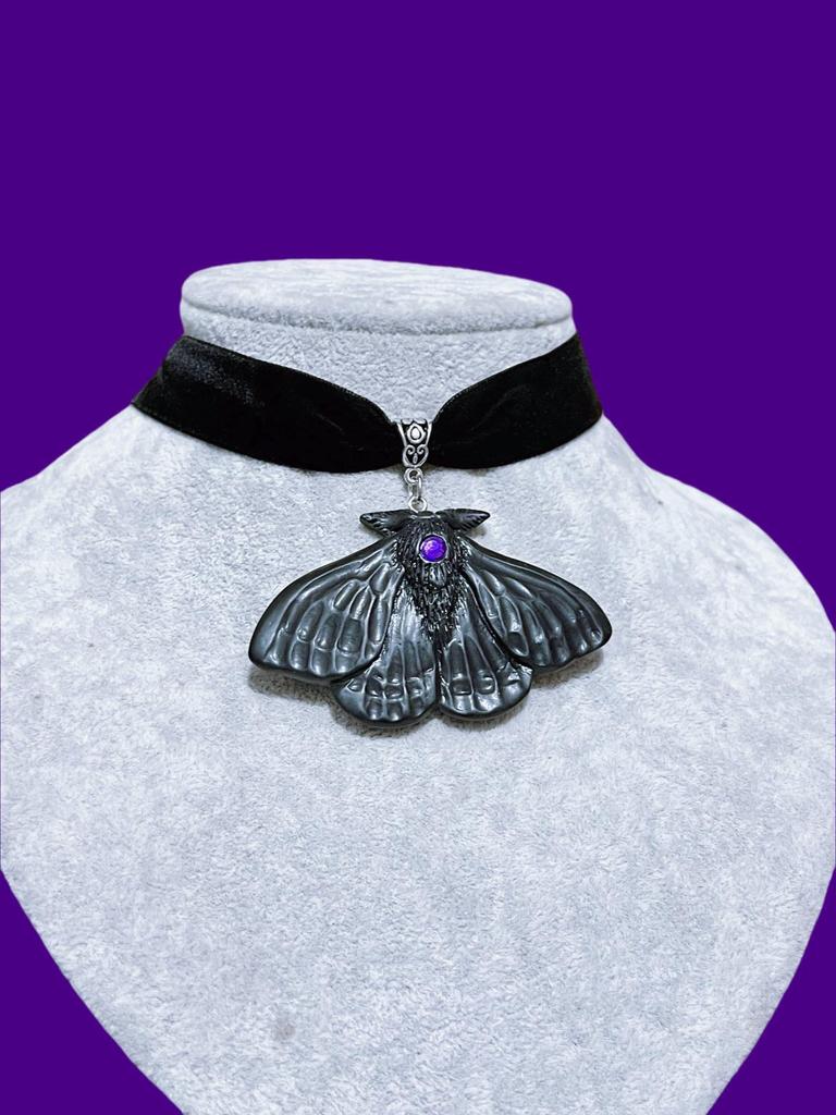 Y2K subculture, gothic style retro black moth, velvet necklace collar, Halloween necklace.
