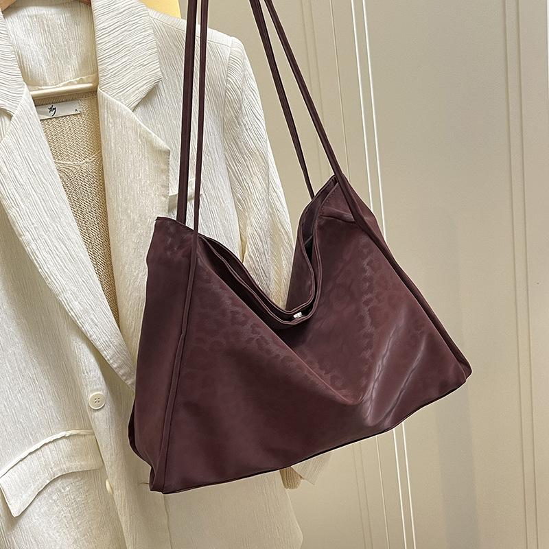 Herbst neue Retro Leopardenmuster Schulter Achseltasche modische Nische einfache Pendler tragbare Tragetasche