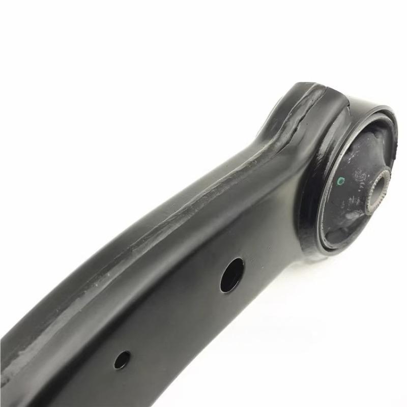 M11-2909060 Front Suspension Lower Arm Control Arms Triangle Suspension Bracket for Chery A3 Arrizo 7 5 GX EX