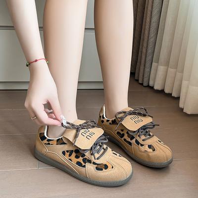 Fashion 2024 Fashion Winter New Women's Leopard Print Solid Color Lace-up Casual Simple Sports Shoes