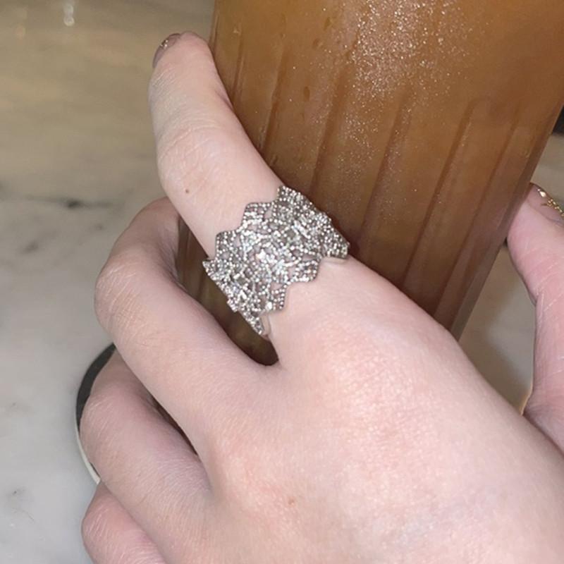 1Pc Fashion Lightweight Luxury Retro Court Style Ring, High-end Atmospheric Style, Fashion Trend